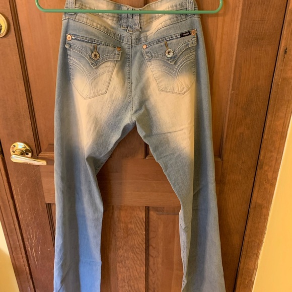 Juniors size 11 jeans - Picture 5 of 5